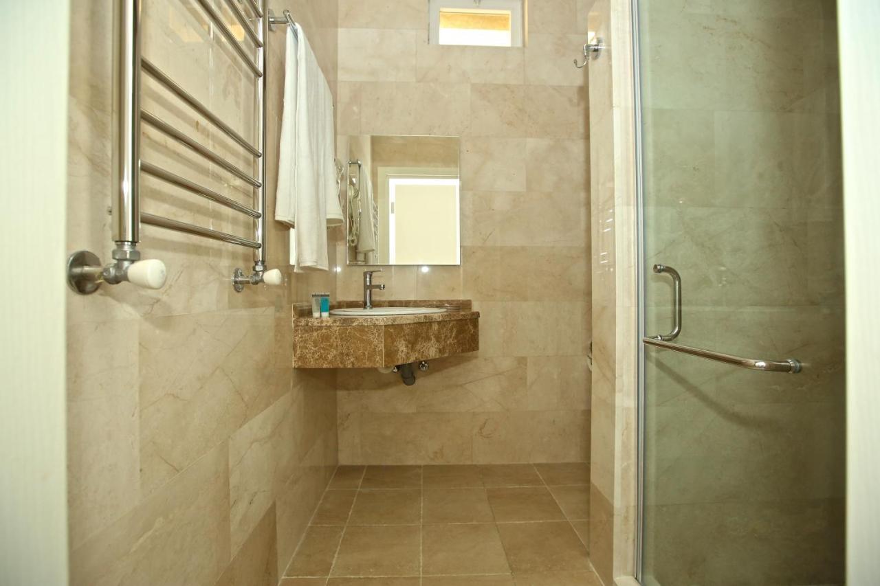 Miraj Hotel Baku Extérieur photo